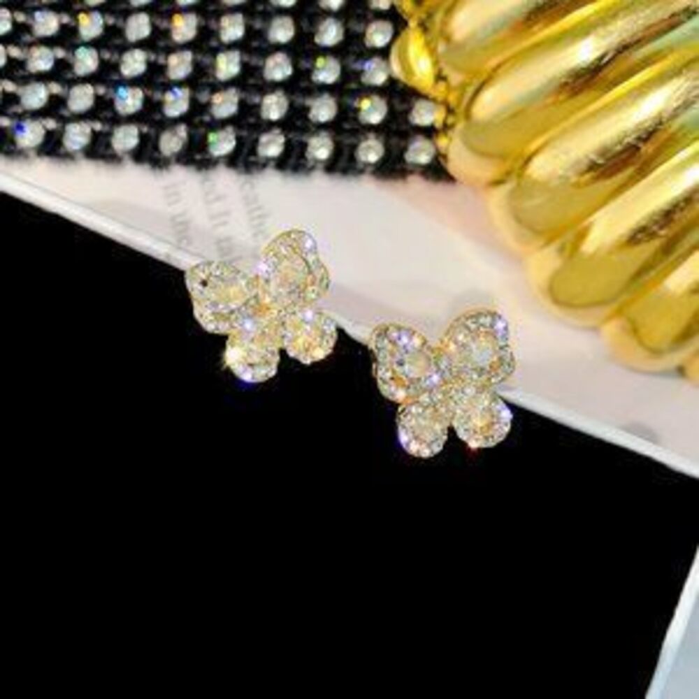 NEW 18K Yellow Gold Diamond Butterfly Earrings B